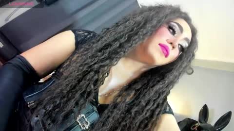 Snapshot of yourfiercemistress chatting on 20, 10, 2025  not into STINGY and CHEAP people online show from 20, 10, 2025