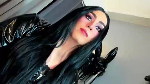 Snapshot of yourfiercemistress chatting on 1, 4, 2026 not into STINGY and CHEAP people online show from 1, 4, 2026