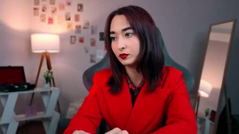 Snapshot of yourfitoviolett chatting on 17, 9, 2025 violett online show from 17, 9, 2025