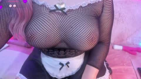 Snapshot of yourgirl11555 chatting on 6, 5, 2026 Liza online show from 6, 5, 2026