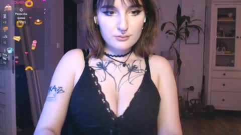 Snapshot of yourhanna_ chatting on 9, 4, 2026 hanna online show from 9, 4, 2026