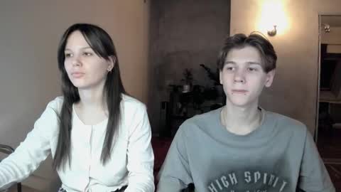 Snapshot of yourher0in chatting on 30, 10, 2025 Aida online show from 30, 10, 2025