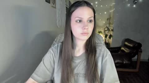 Snapshot of yourher0in chatting on 12, 1, 2026 Aida online show from 12, 1, 2026