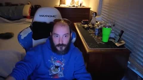 Snapshot of yourhighnessthis9inch chatting on 17, 10, 2025 Sh online show from 17, 10, 2025