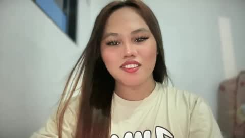 Snapshot of yourhotgirl_lyn chatting on 18, 6, 2026 yourhotgirl_lyn online show from 18, 6, 2026