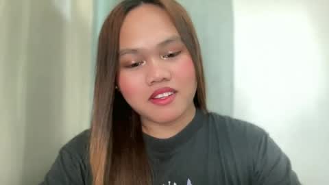 Snapshot of yourhotgirl_lyn chatting on 31, 7, 2026 yourhotgirl_lyn online show from 31, 7, 2026