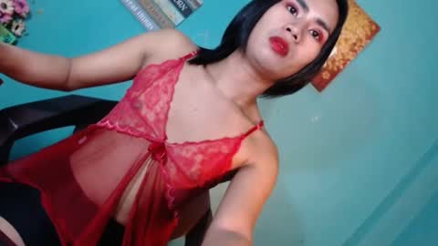 Snapshot of yourhottie_winxxx chatting on 18, 12, 2024 Mauie online show from 18, 12, 2024