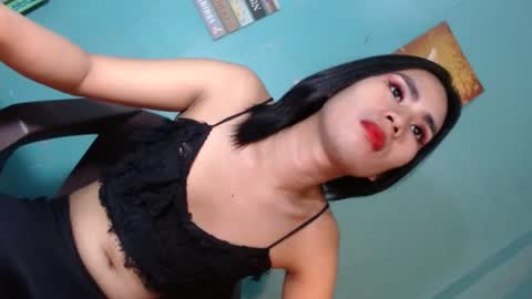 Snapshot of yourhottie_winxxx chatting on 22, 12, 2024 Mauie online show from 22, 12, 2024