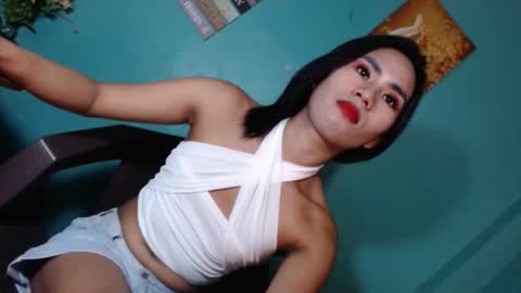 Snapshot of yourhottie_winxxx chatting on 26, 12, 2024 Mauie online show from 26, 12, 2024