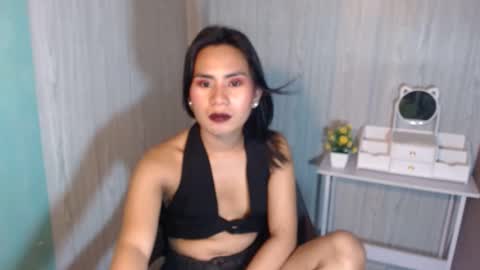 Snapshot of yourhottie_winxxx chatting on 5, 3, 2025 Mauie online show from 5, 3, 2025