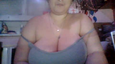 Snapshot of yourlatinlilian chatting on 3, 8, 2026 bigboobslilian online show from 3, 8, 2026