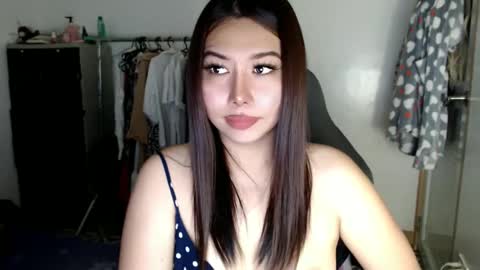 Snapshot of yourlovetifannyx chatting on 12, 2, 2025 tifanny online show from 12, 2, 2025