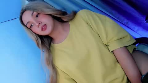 Snapshot of yourlovingpearl chatting on 24, 4, 2026 PEARL online show from 24, 4, 2026