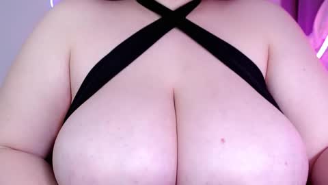 Amina online show from 12, 11, 2025