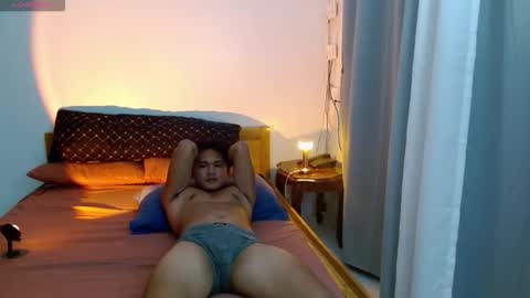 Snapshot of yourmrsam chatting on 11, 11, 2025 Sam 3 online show from 11, 11, 2025