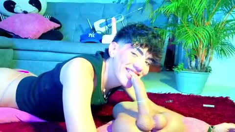 Snapshot of yournaughtyfemboy chatting on 8, 5, 2026 yournaughtyfemboy online show from 8, 5, 2026