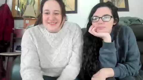 Snapshot of yournewfavoritecamgirl chatting on 15, 1, 2026 Lexi online show from 15, 1, 2026