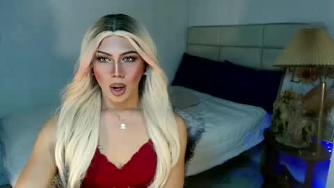 Snapshot of yournightmare_chloe chatting on 18, 12, 2025 Chloe online show from 18, 12, 2025