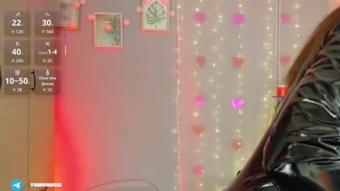 Snapshot of yourrmuse_ chatting on 28, 2, 2026 Isabella but you can call me Isa .-. online show from 28, 2, 2026