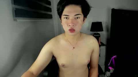 Snapshot of yoursecretaffairxx chatting on 16, 10, 2025 Christine online show from 16, 10, 2025