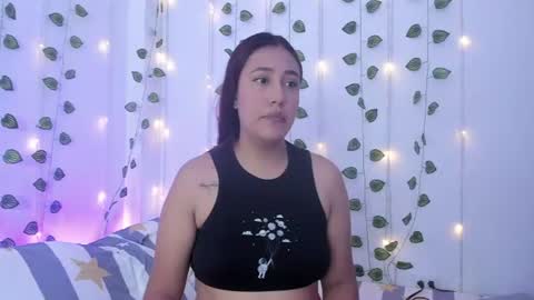 Snapshot of yoursecrethobby_ chatting on 30, 6, 2026 Emily online show from 30, 6, 2026