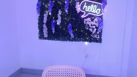    online show from 28, 12, 2024