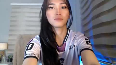    online show from 5, 10, 2025