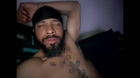 Snapshot of yoursexydaddy79 chatting on 4, 4, 2026 mother fucker online show from 4, 4, 2026