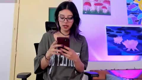 Snapshot of yoursexyhanna chatting on 1, 12, 2024 ANA online show from 1, 12, 2024