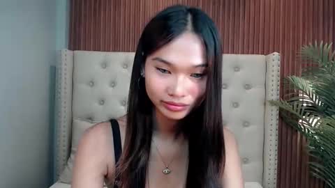 yoursluttyashxx online show from 22, 10, 2025