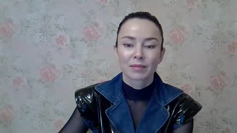 yoursofia_ online show from 17, 12, 2025
