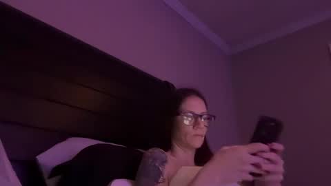 yourstrulylivy online show from 11, 12, 2024
