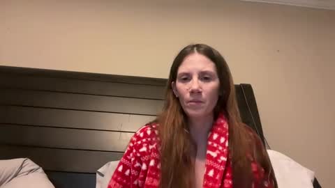 yourstrulylivy online show from 24, 12, 2024