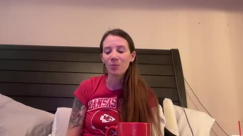 yourstrulylivy online show from 26, 12, 2024