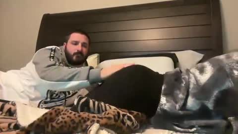 yourstrulylivy online show from 29, 12, 2024