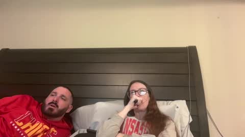 yourstrulylivy online show from 2, 1, 2025