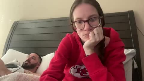 yourstrulylivy online show from 6, 1, 2025