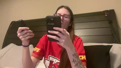 yourstrulylivy online show from 19, 1, 2025