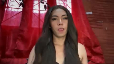 yoursweet_april19 online show from 13, 5, 2026