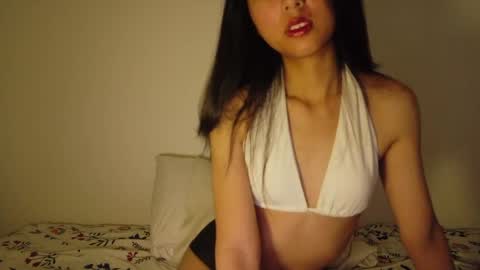 Snapshot of yoursweetestkiwi chatting on 6, 4, 2026 Kiwi online show from 6, 4, 2026