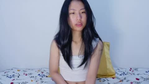 Snapshot of yoursweetestkiwi chatting on 12, 4, 2026 Kiwi online show from 12, 4, 2026