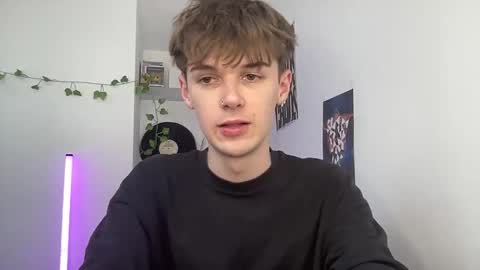 yoursweetyguy online show from 21, 4, 2026