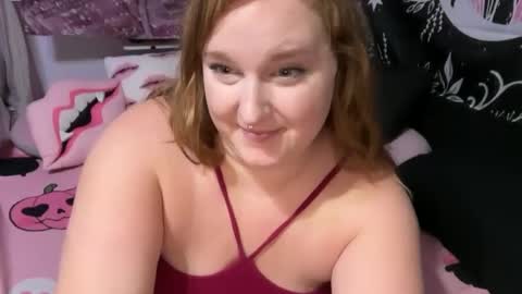 yourthickgingergoddess online show from 16, 9, 2025