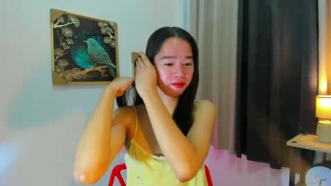yourtinybunny online show from 11, 5, 2026
