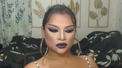 Snapshot of yourtrannyqueenxxx chatting on 24, 9, 2025 Anastacia Grey online show from 24, 9, 2025