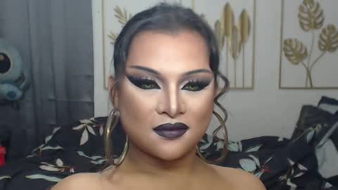 Snapshot of yourtrannyqueenxxx chatting on 7, 1, 2026 Anastacia Grey online show from 7, 1, 2026