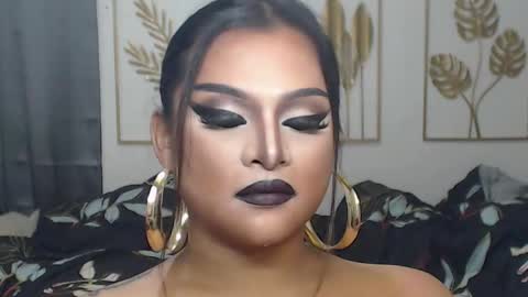 Snapshot of yourtrannyqueenxxx chatting on 11, 1, 2026 Anastacia Grey online show from 11, 1, 2026