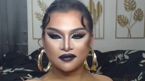 Snapshot of yourtrannyqueenxxx chatting on 12, 1, 2026 Anastacia Grey online show from 12, 1, 2026