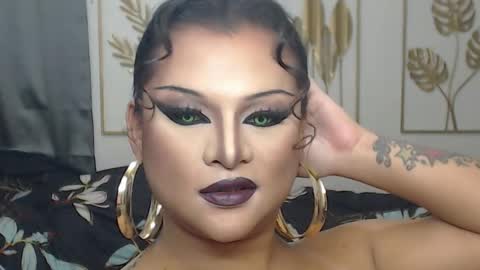 Snapshot of yourtrannyqueenxxx chatting on 23, 2, 2026 Anastacia Grey online show from 23, 2, 2026