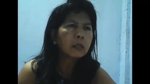yourtropicalflower online show from 15, 9, 2025